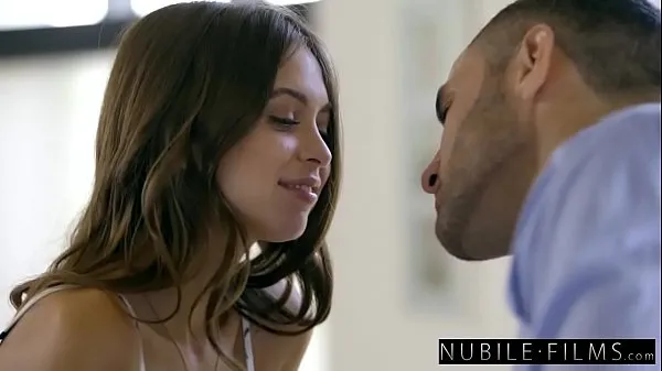 Tampilkan NubileFilms - Girlfriend Cheats And Squirts On Cock Klip saya