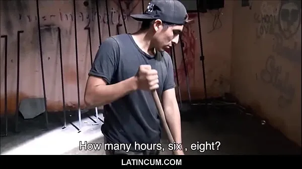 Zobrazit Amateur Spanish Latino Maintenance Guy Paid Cash For Fuck moje klipy