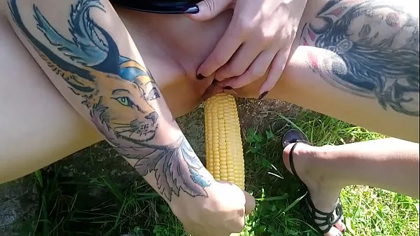 Show Lucy Ravenblood fucking pussy with corn in public my Clips