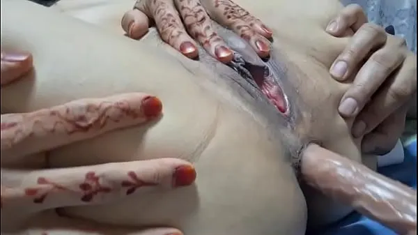 عرض Pakistani husband sucking and play with dildo with nasreen anal and pussy مقاطعي